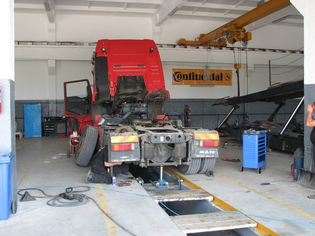 Service motoare camioane Salcea Suceava